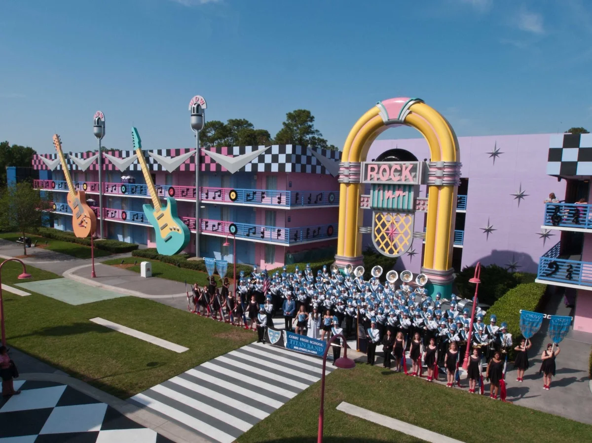 p3288611_disney_world.jpg