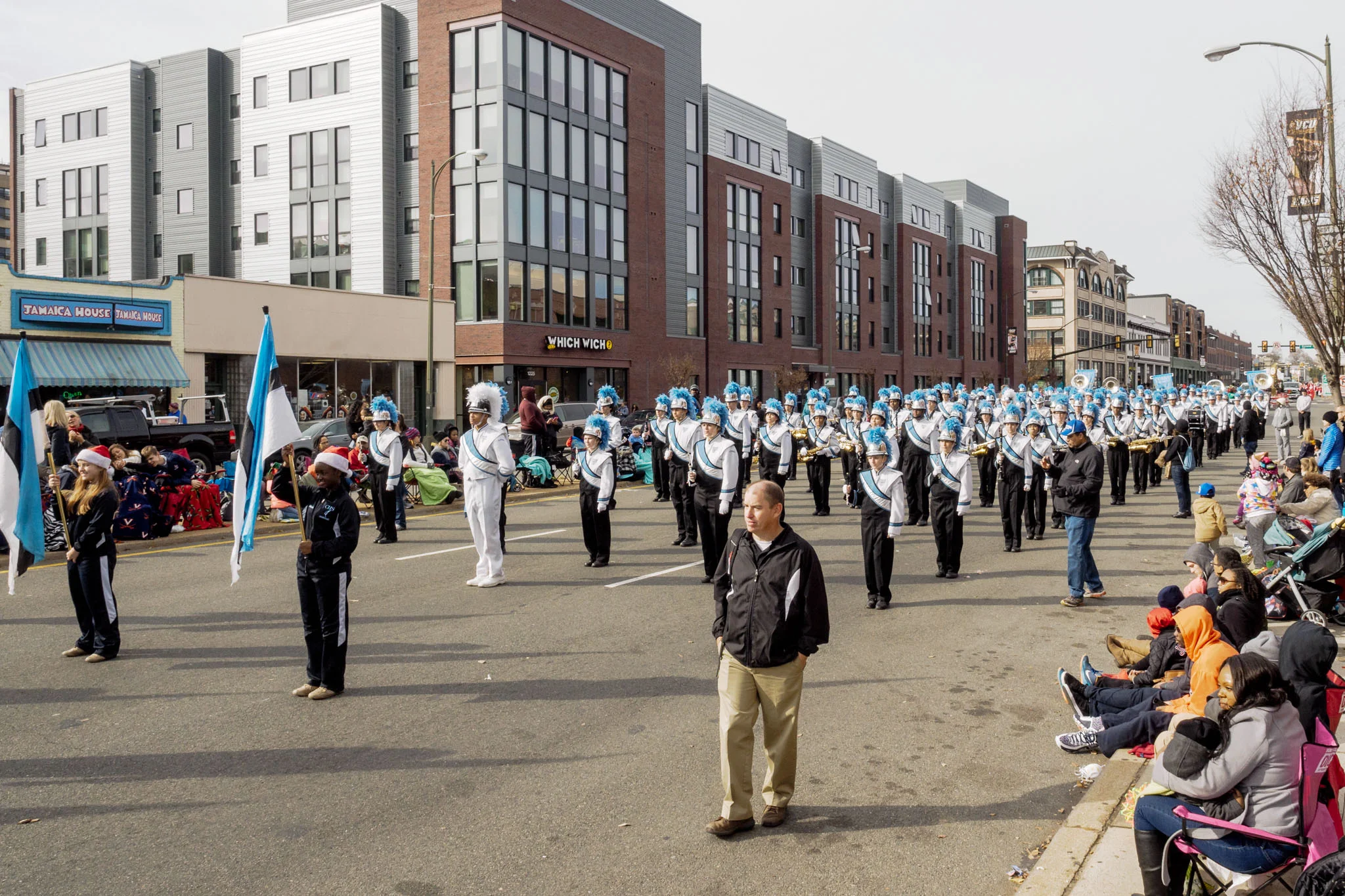 cosby-tmb-christmas-parade-035019.jpg
