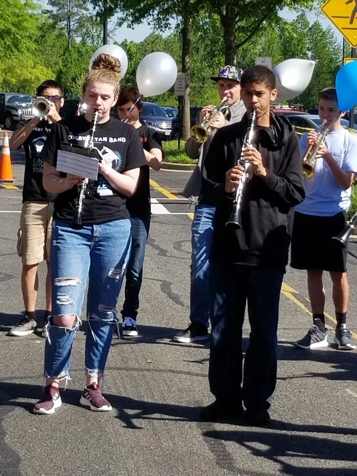 2019_0427_CHS-band-MakeAWishRun-3.jpg