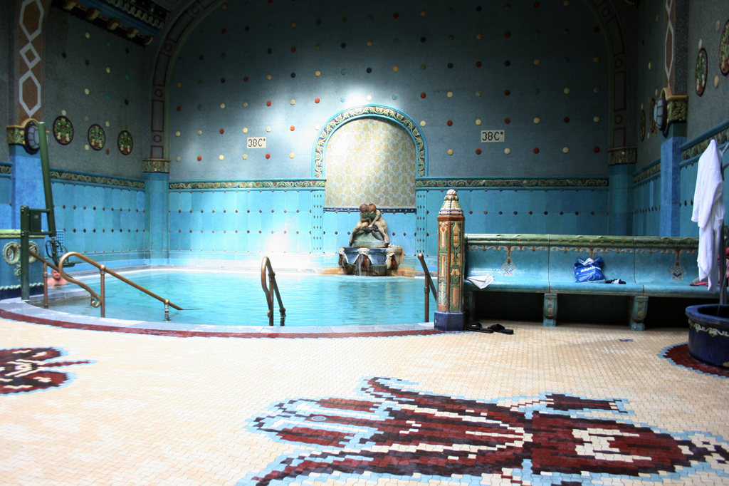 Thermal-Pool-Gellert-Spa-Bath.jpg