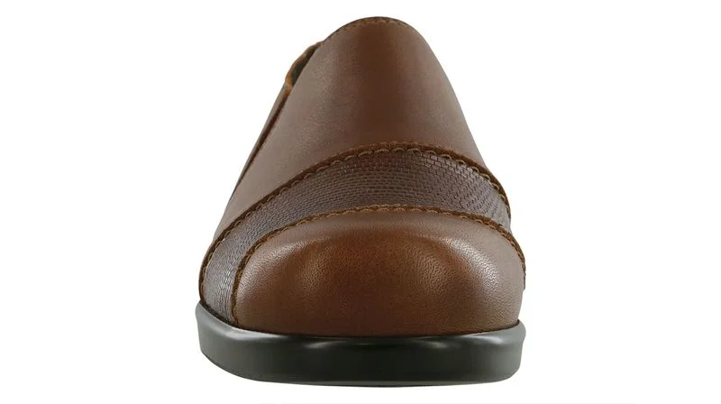 noraauburnlizard-5.jpg,