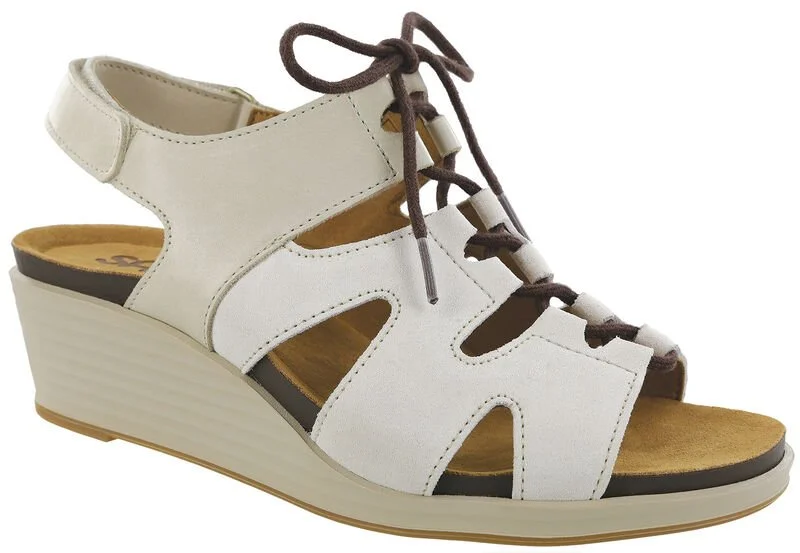SedonaDriftwood_1.jpg