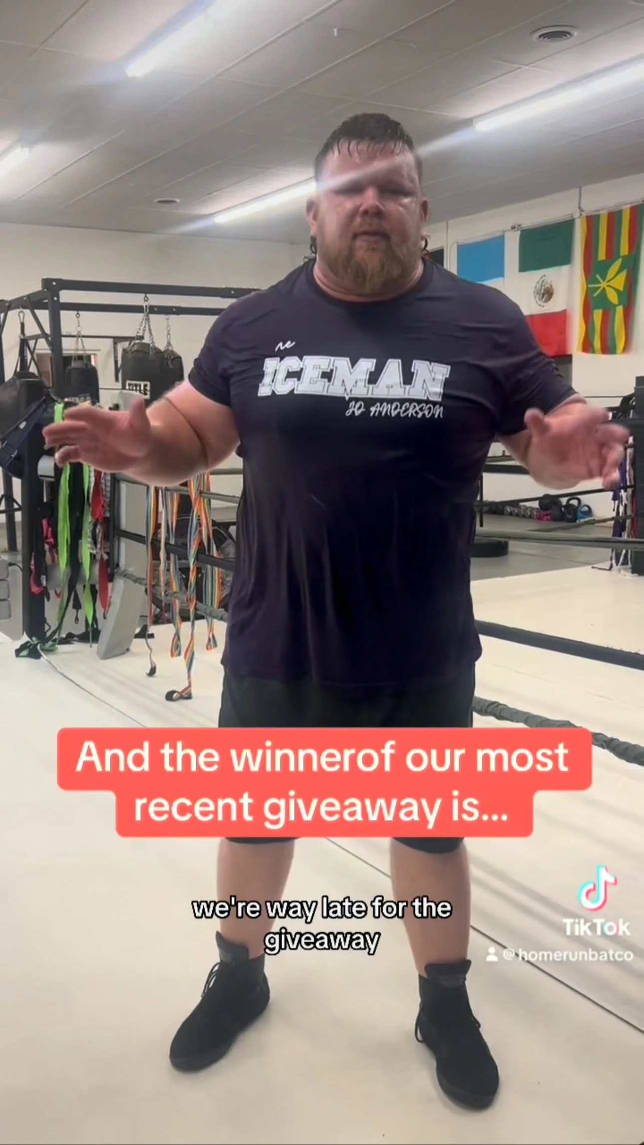 Congrats to Tim Campbell from Carthage, MO the winner of our most recent giveaway from the King of Bats!!
#KingOfBats #HomeRunBatCo #Giveaway
#Baseball #BatBreaker