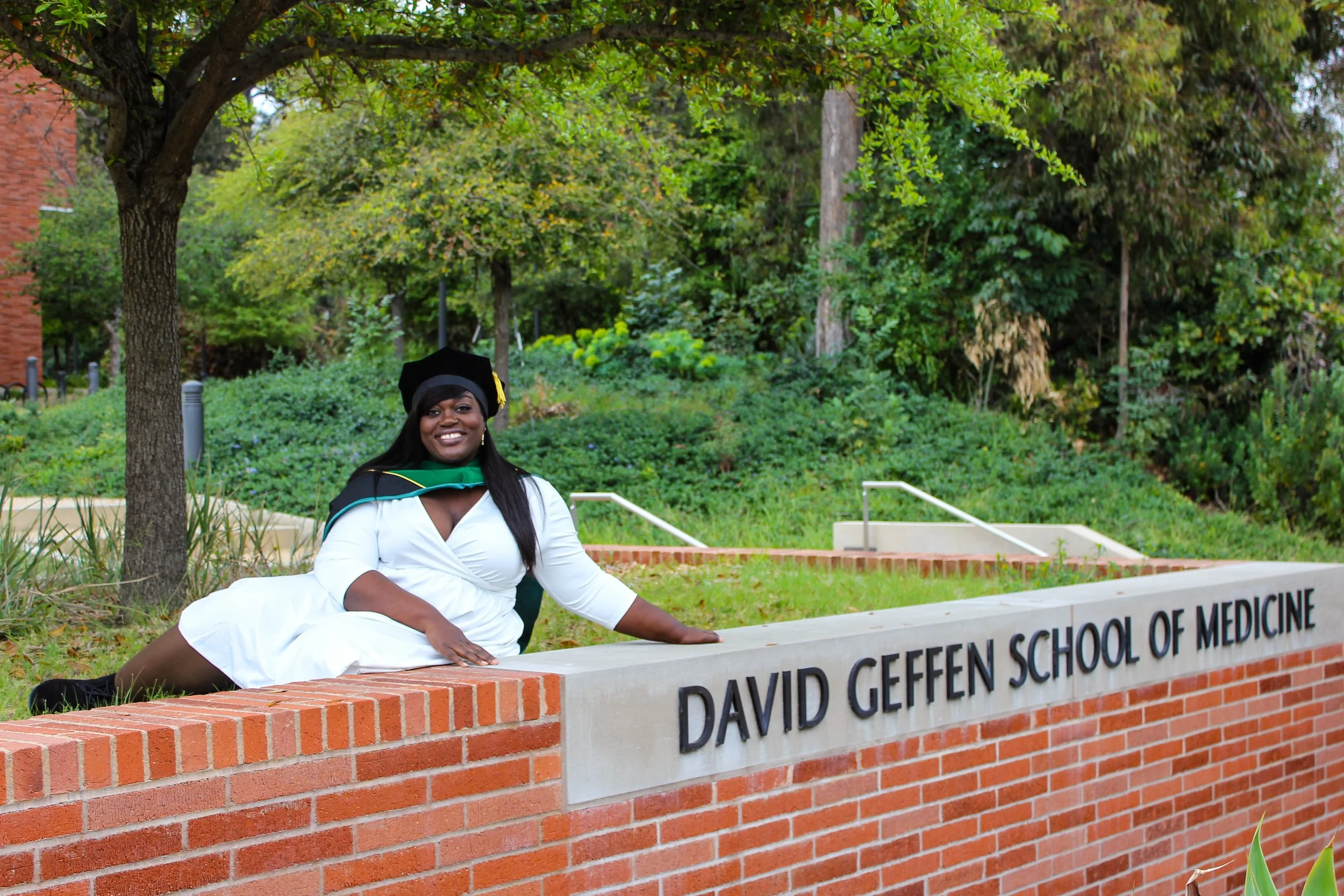 AshleyWashington_Grad3.jpg