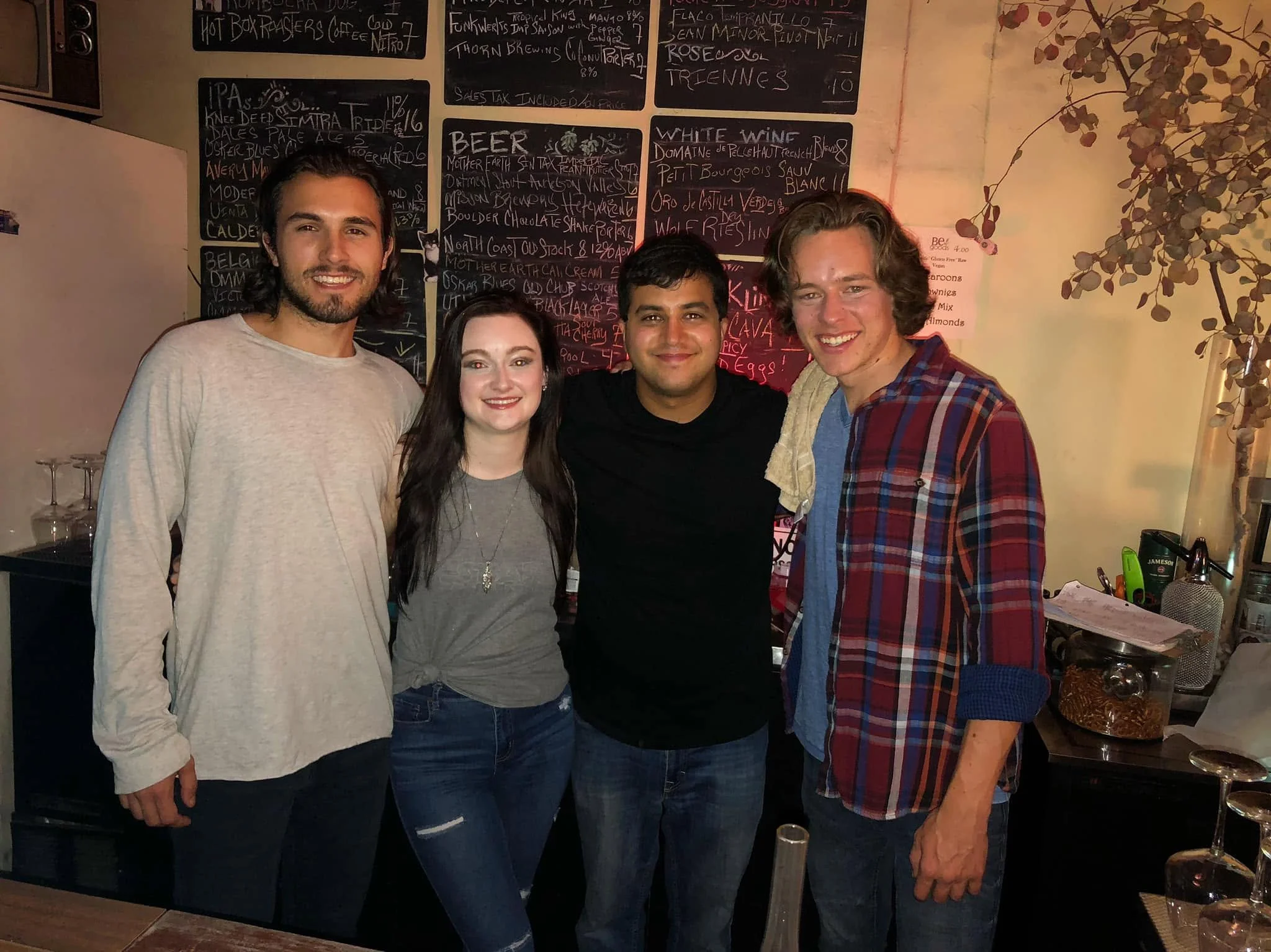 LastCall_ActorsGroupPhoto.jpeg