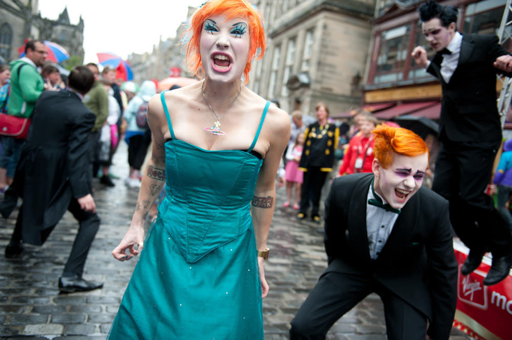  You see some strange sights in the streets of Edinburgh during the festival. 