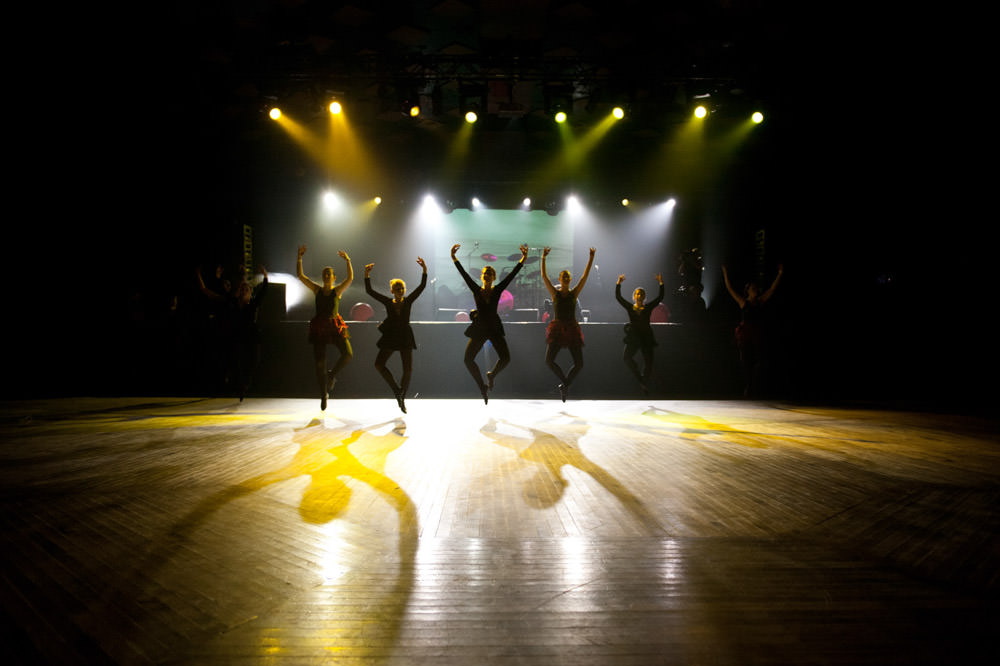 vatersay-boys-dancers-barrowlands.jpg