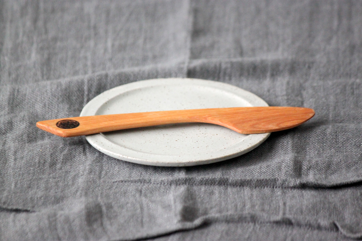 Butterknife_Plate_W.jpg