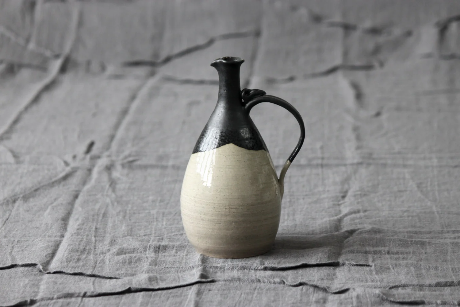 Crow_Caraffe_W.jpg