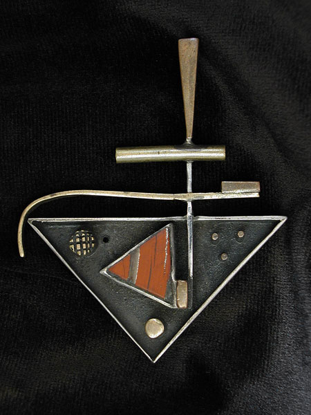 TRIANGLE BROOCH