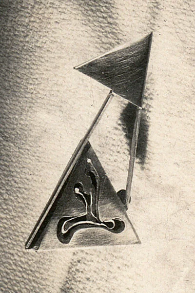 CUT OUT TRIANGLE