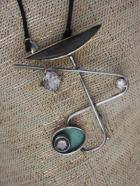 J/S Abstract Pendant
