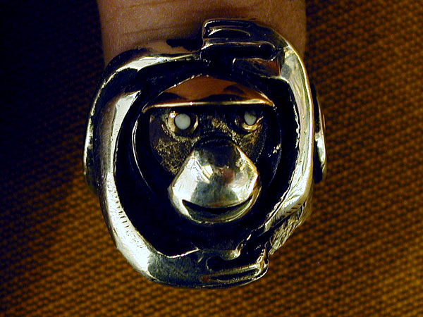 "Hands Monkey" Ring