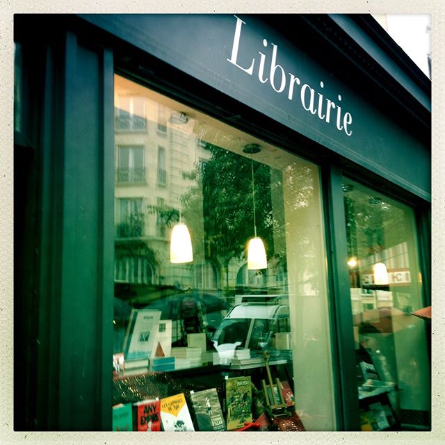 My heart always skipped a beat when I wandered into a quiet bookshop and glimpsed a tapestry of covers. I've never been to so many wonderfully curated shops dedicated entirely to food, design , history. #paris #bookshop #book lover #francophile #bibl