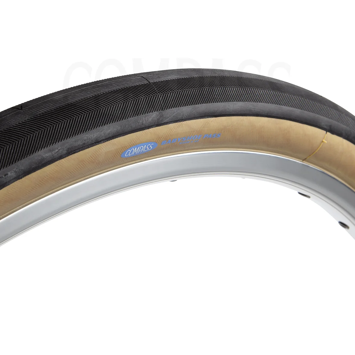 Tire650x42CmLX_1768.jpg