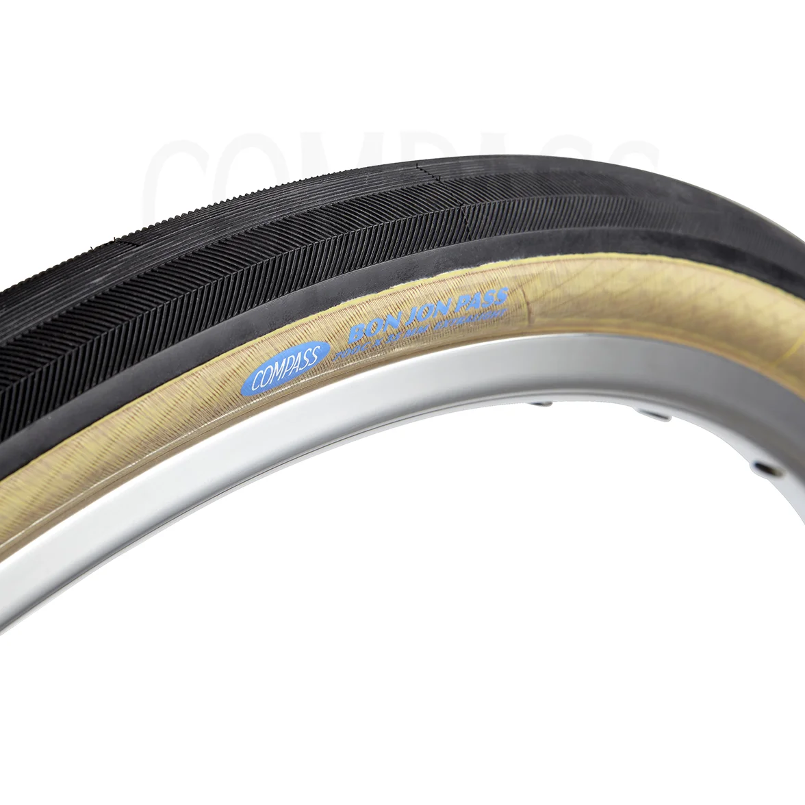 Tire700x35CmSX_1501.jpg