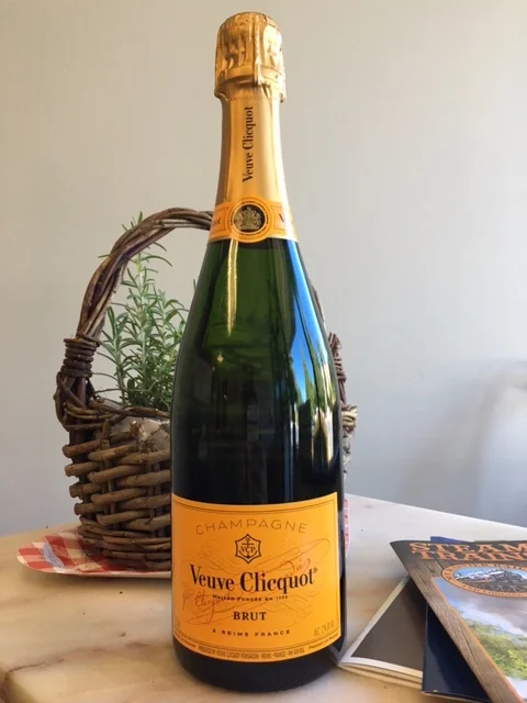 Veuve Clicquot Brut Champagne