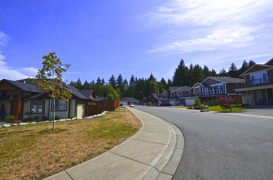 houses_lowerjinglepot_nanaimo.jpg