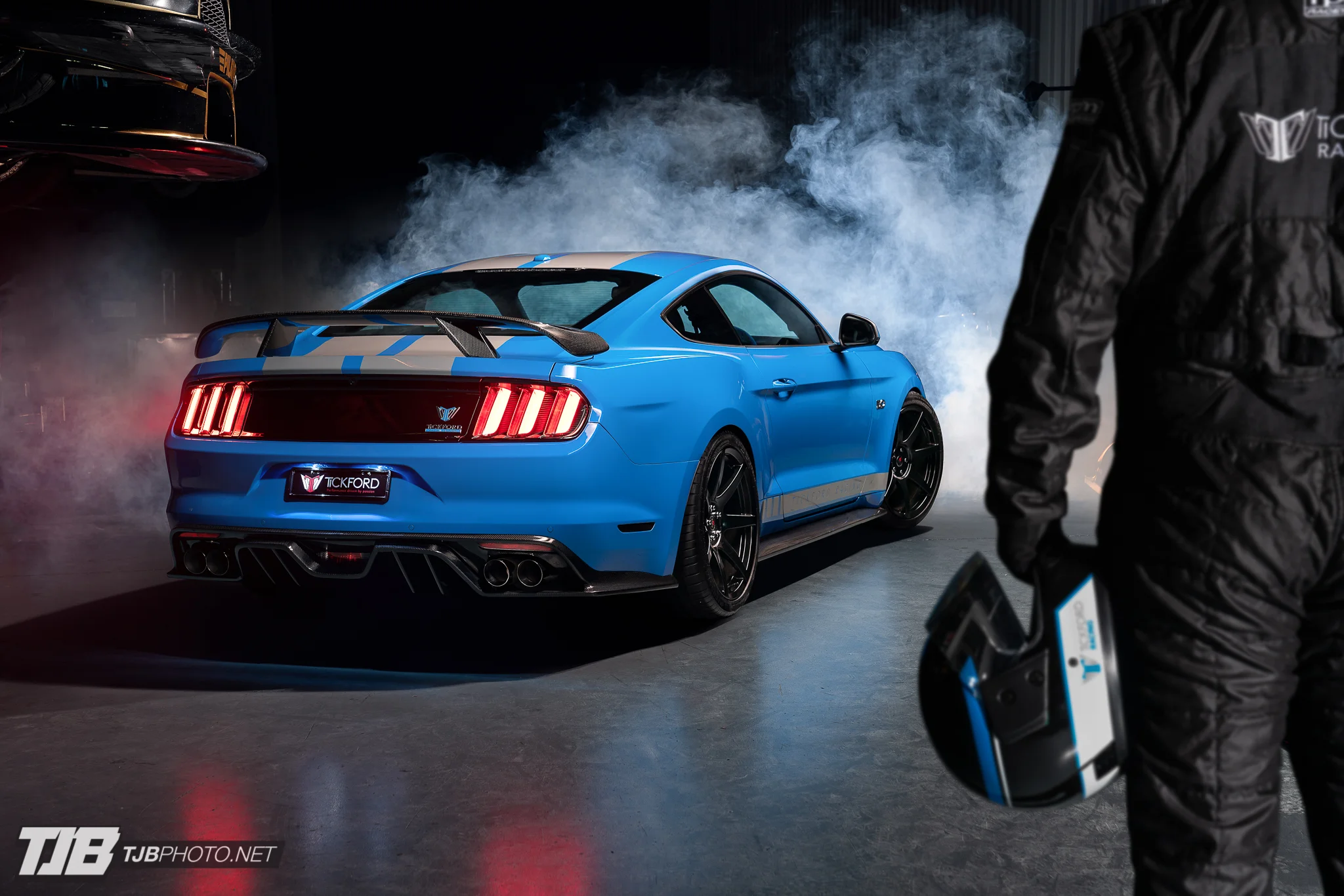 Tickford Race-5.jpg
