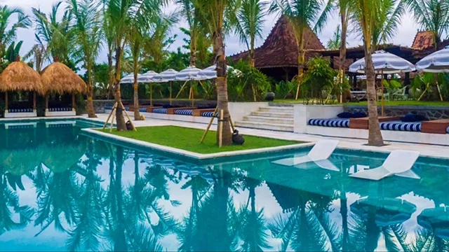 Bali_Komune_2.jpg