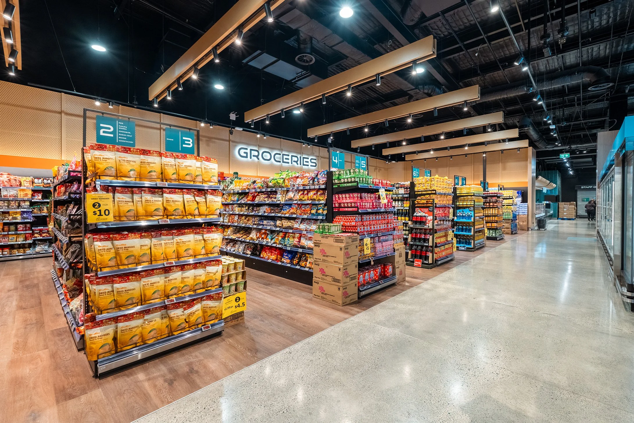 10x10_Stacks_Supermarket-(16).jpg
