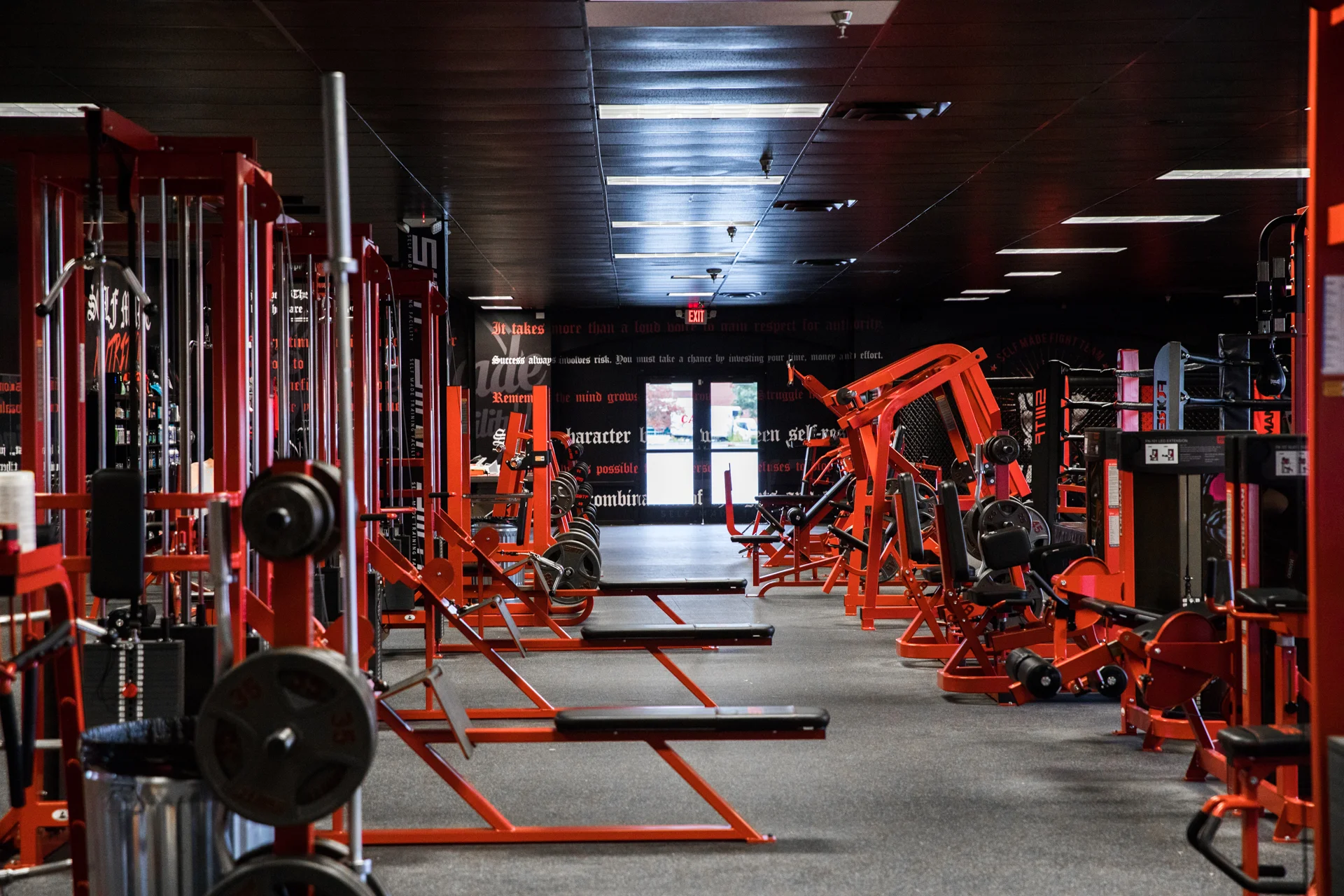 CorCarpFit_Facility_Photos-96.jpg