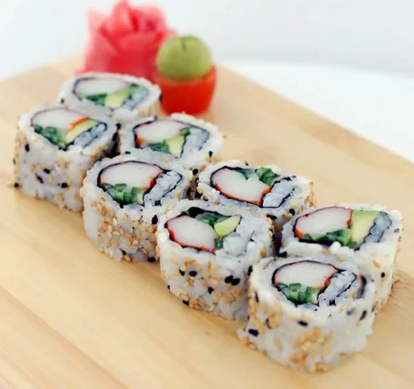 california_roll-600x563.jpg
