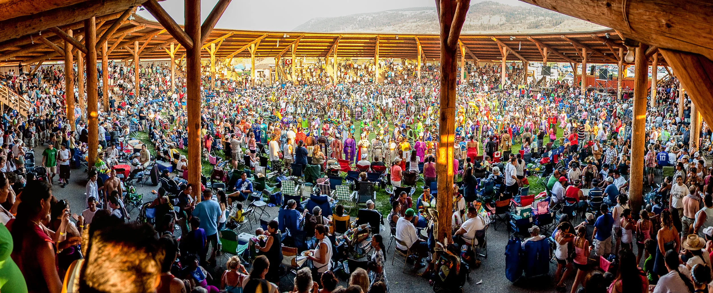 powwow-3.jpg