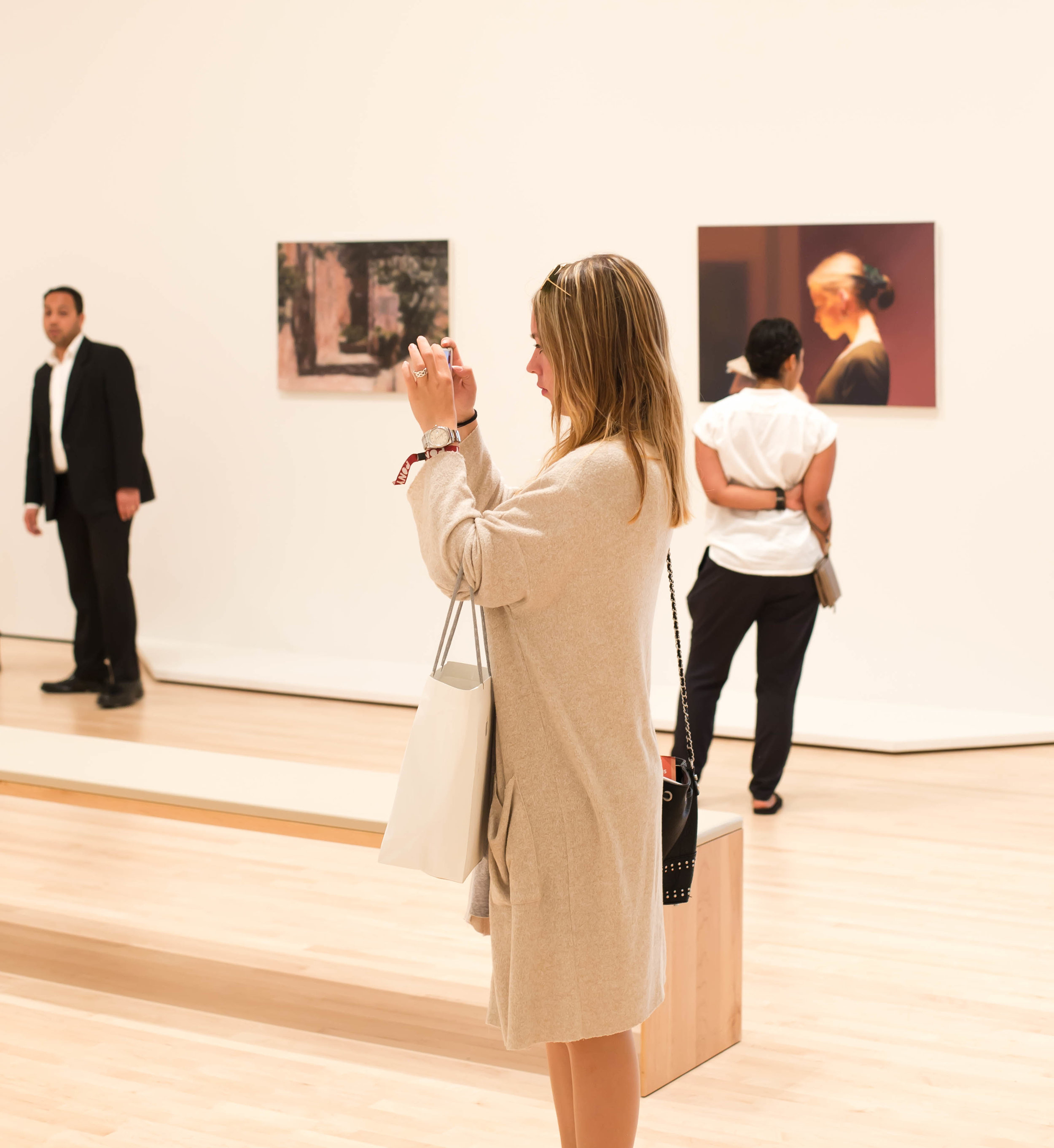 2016_06_03 sf_ca_usa moma woman richter V3.jpg