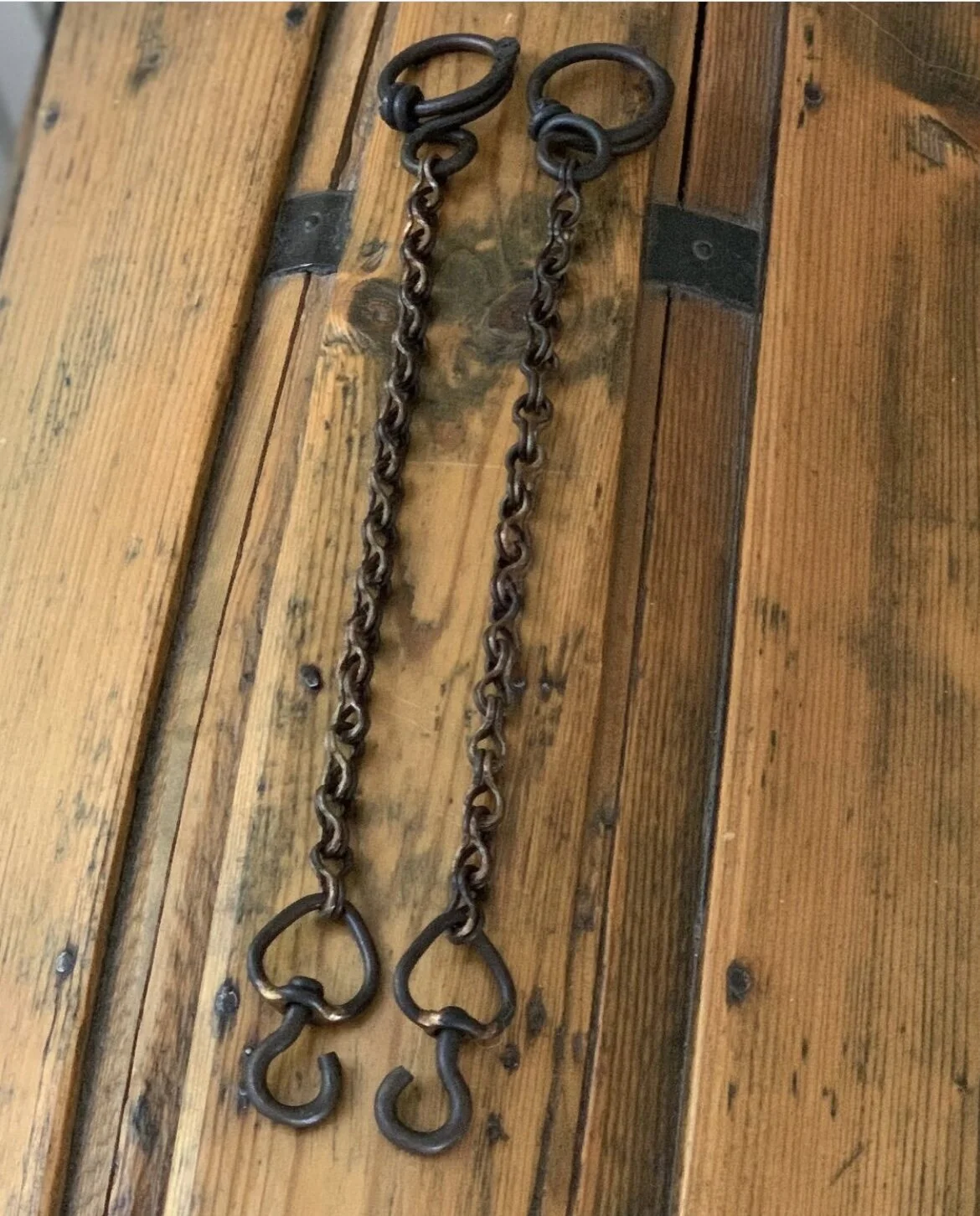 Antique style Heart swivel California rein chains