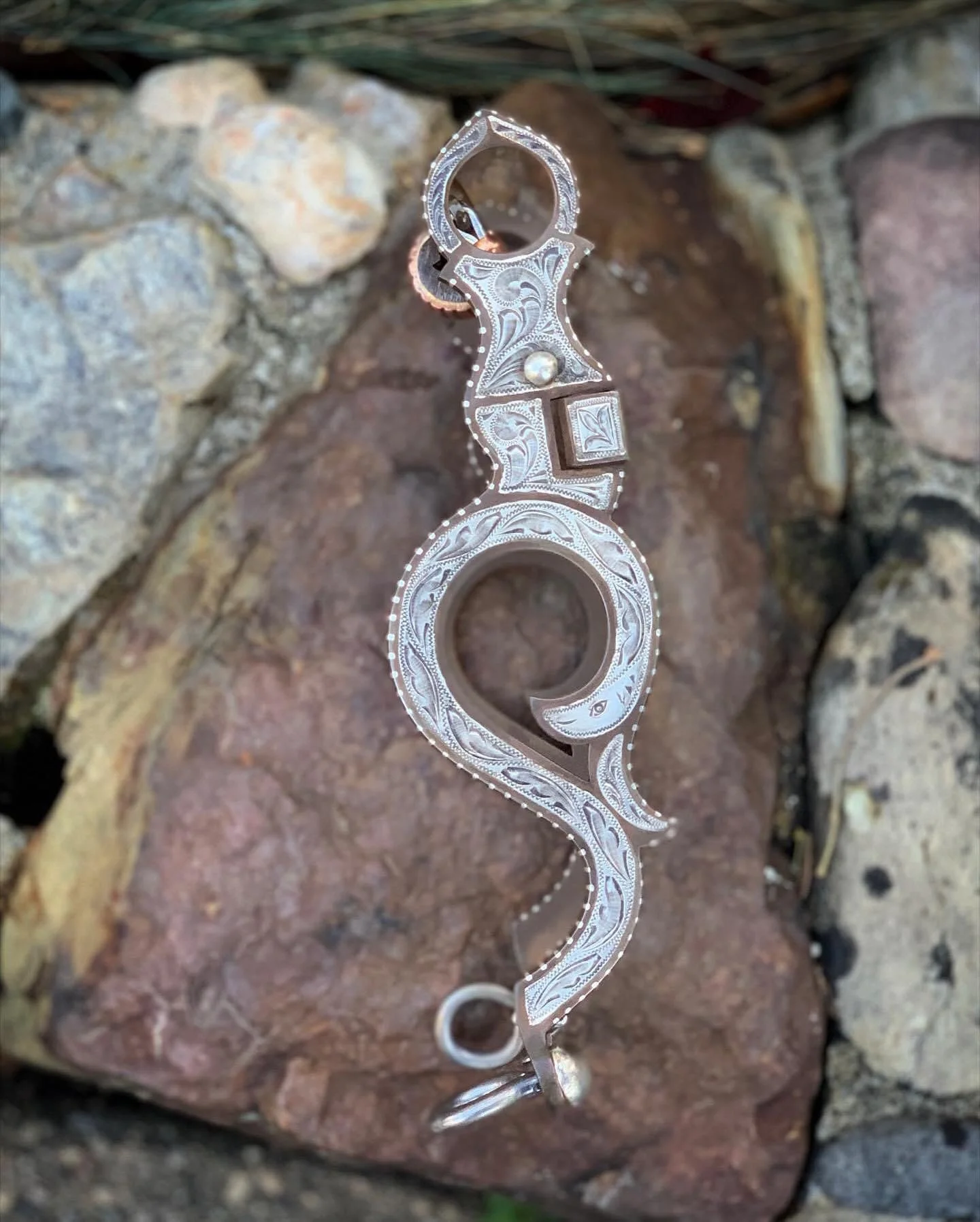 87901374-87CF-49D8-A79E-86E13423C19A