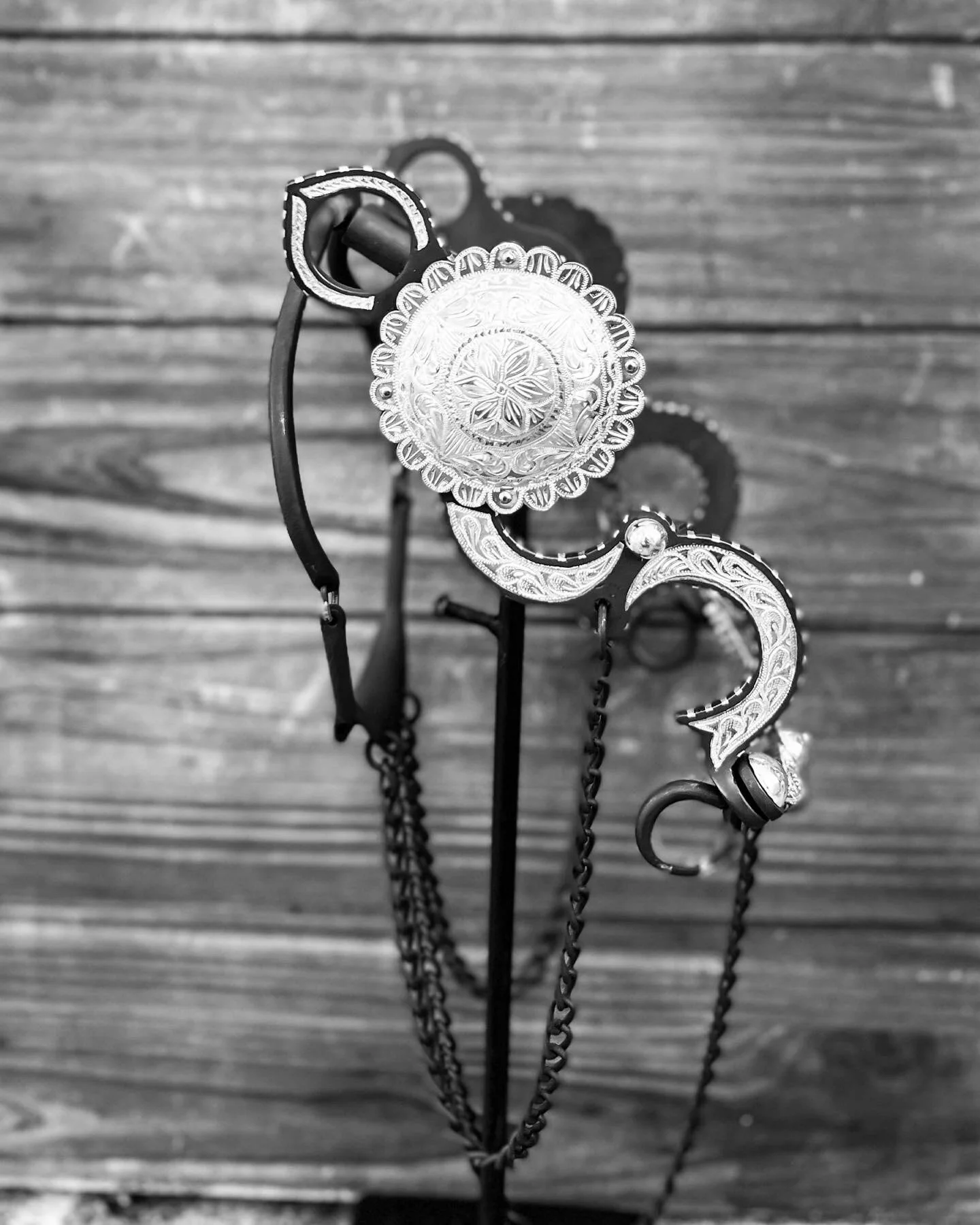 656681C6-8B01-4F6B-8132-4F665AD431E9