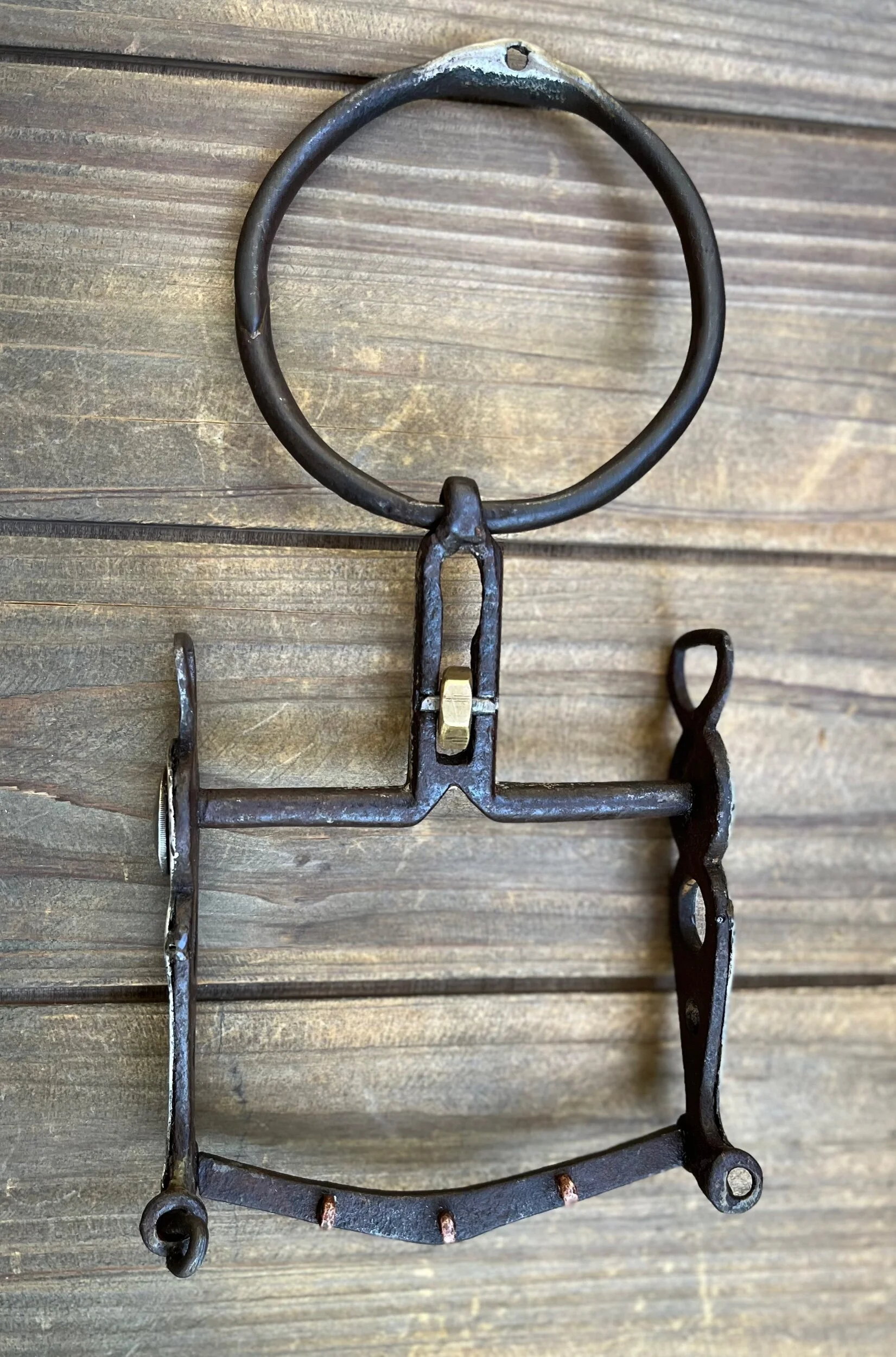 7D2649E5-E702-4511-AAED-B205FE6C6653