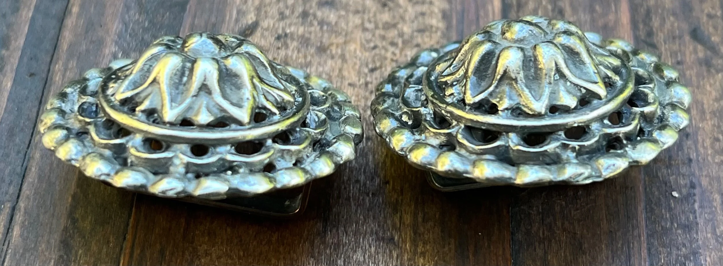 9E59698A-3608-4C53-B8D4-7207FC4D8D5C