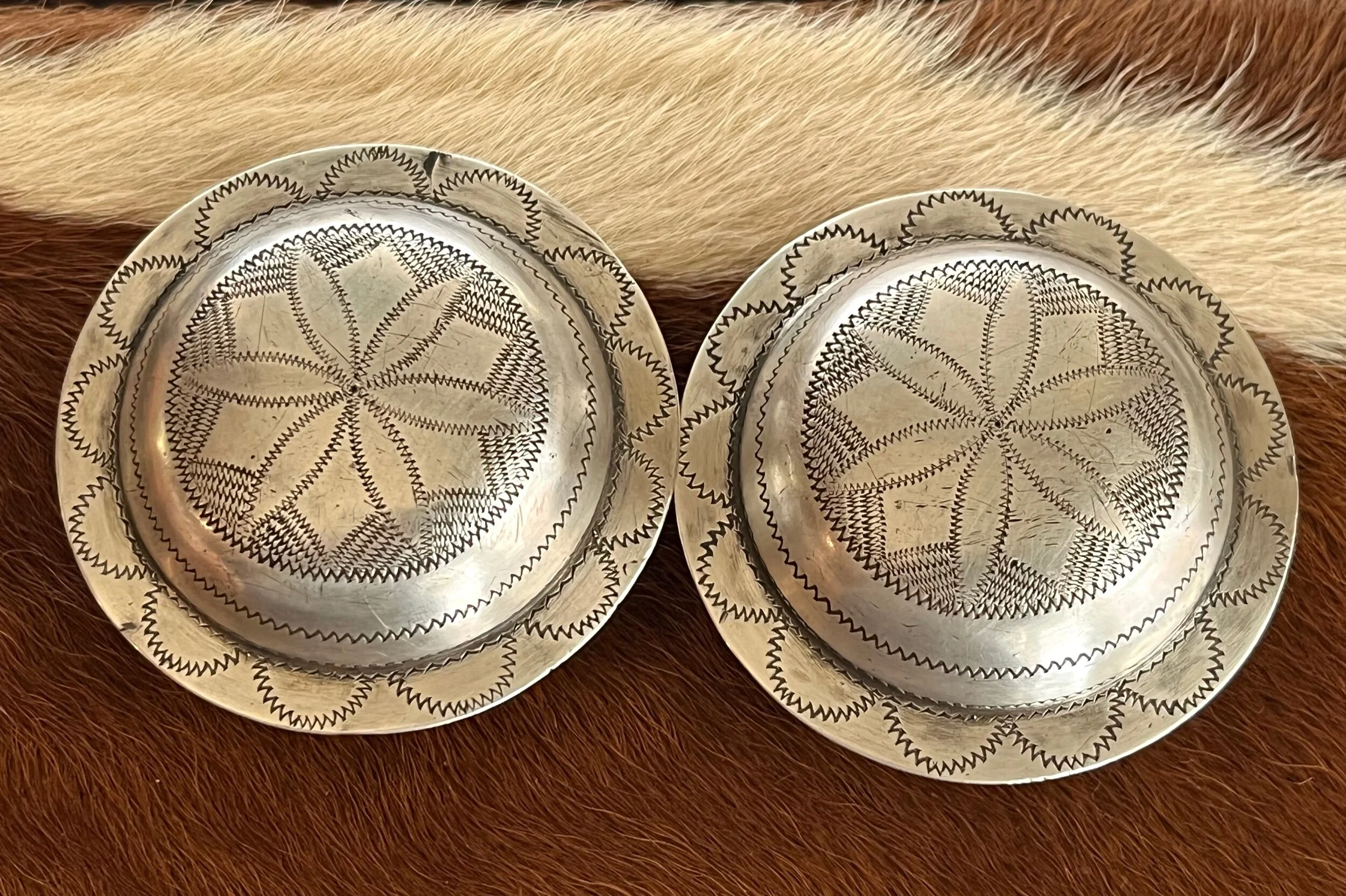 616C921C-08D3-441E-A752-7480E153750E