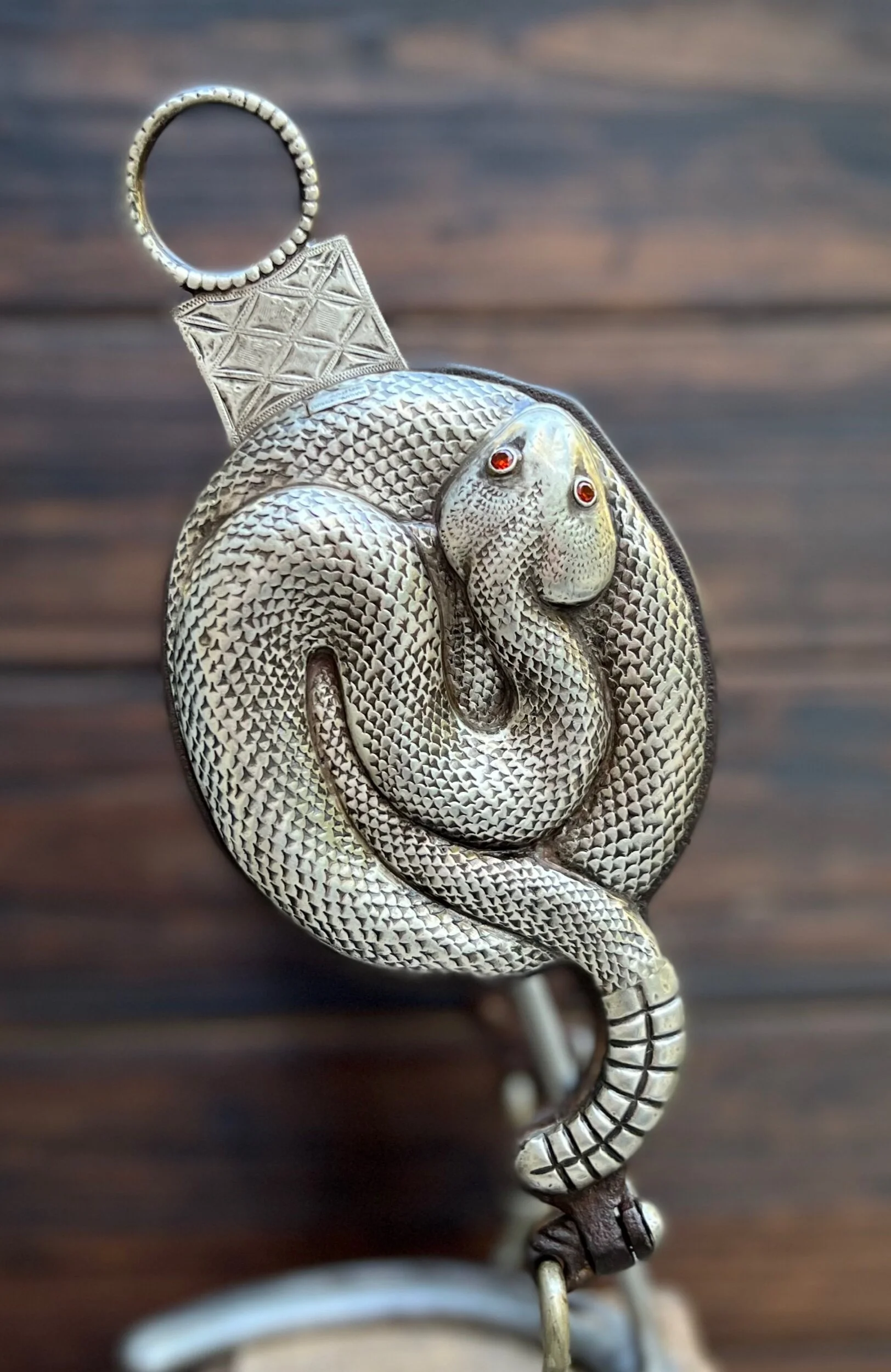 721C5CE9-387A-4629-874B-D5F9AD6C95C9