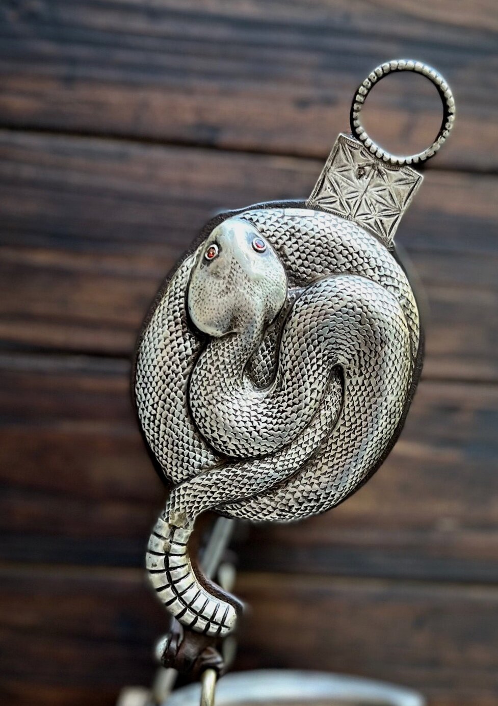 D0363386-8813-45D4-8D5C-C3FE3A9B2599