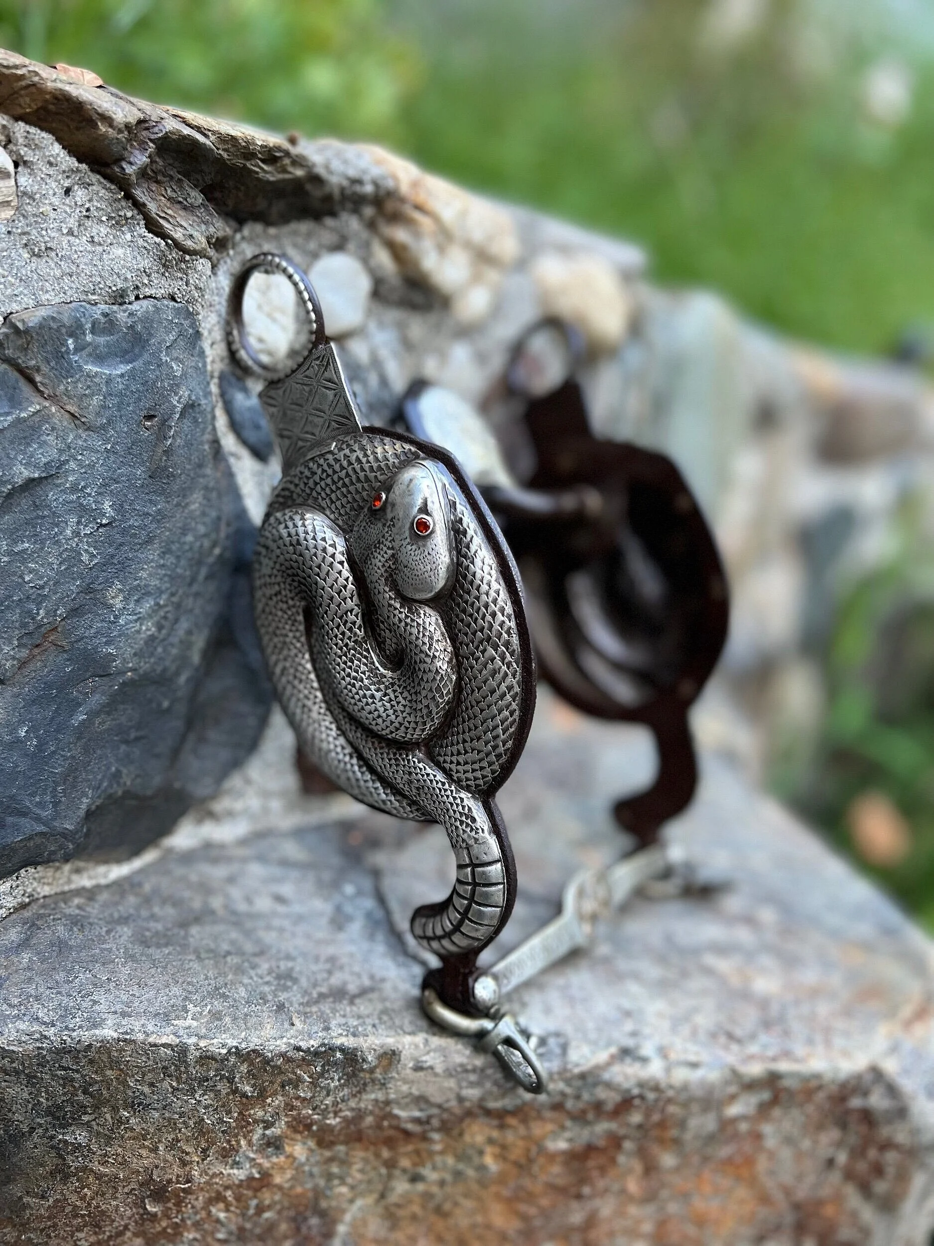 D1856E05-8EE0-4286-A575-21C5517FA7EF