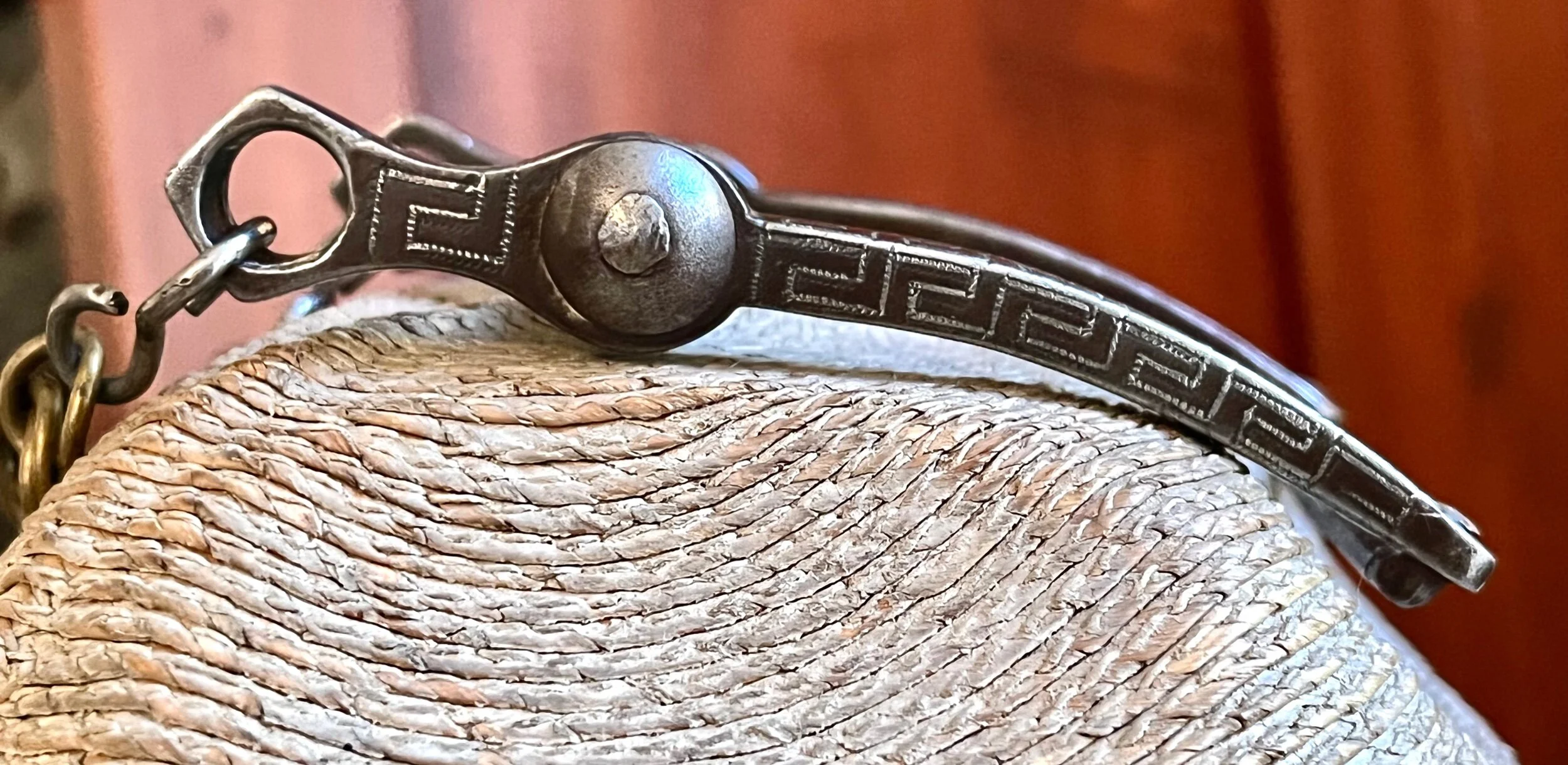 BFF1DB1D-802A-41B8-A568-6563433282EE