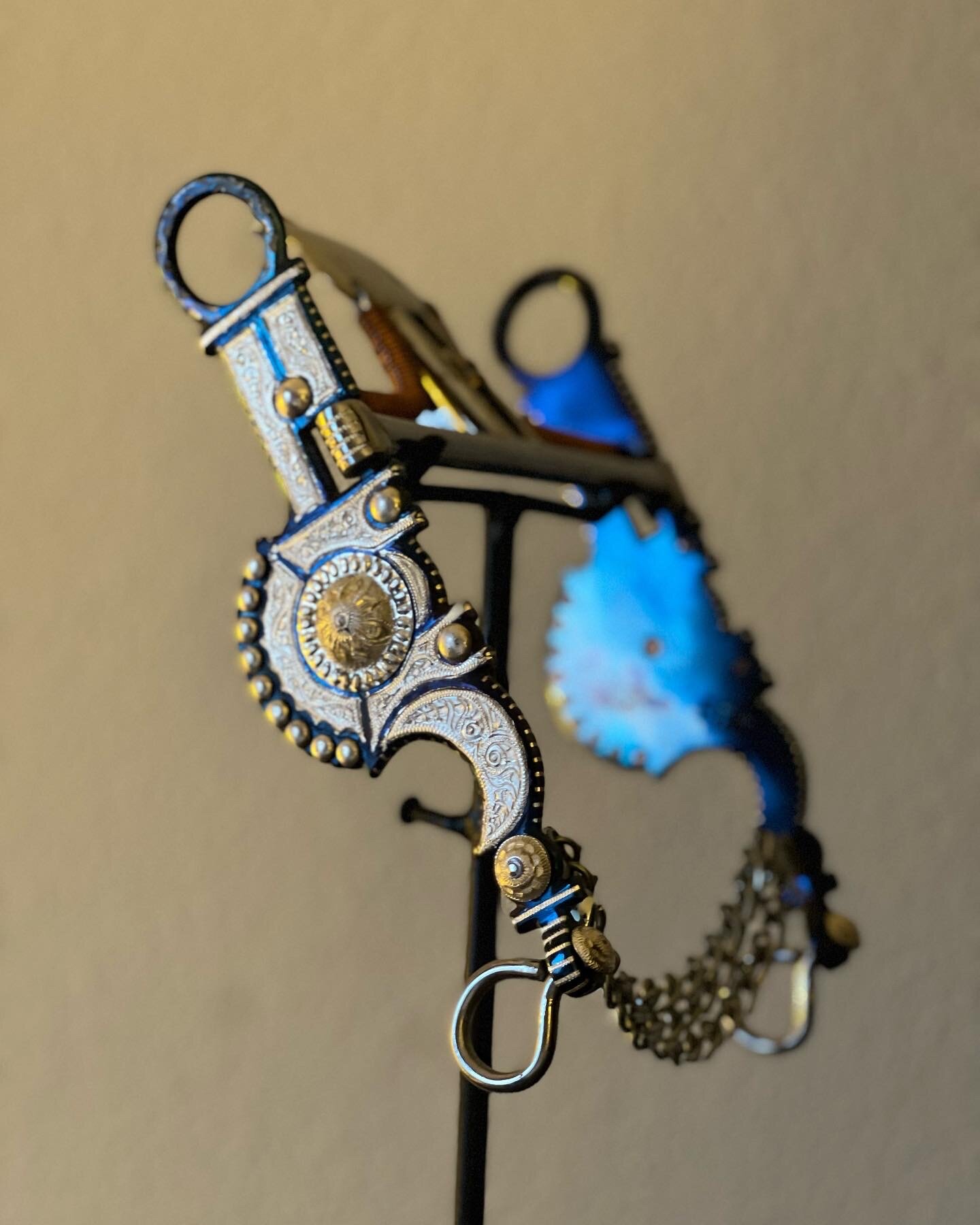 C185370A-CBF0-49CD-B84D-43854B1364C7