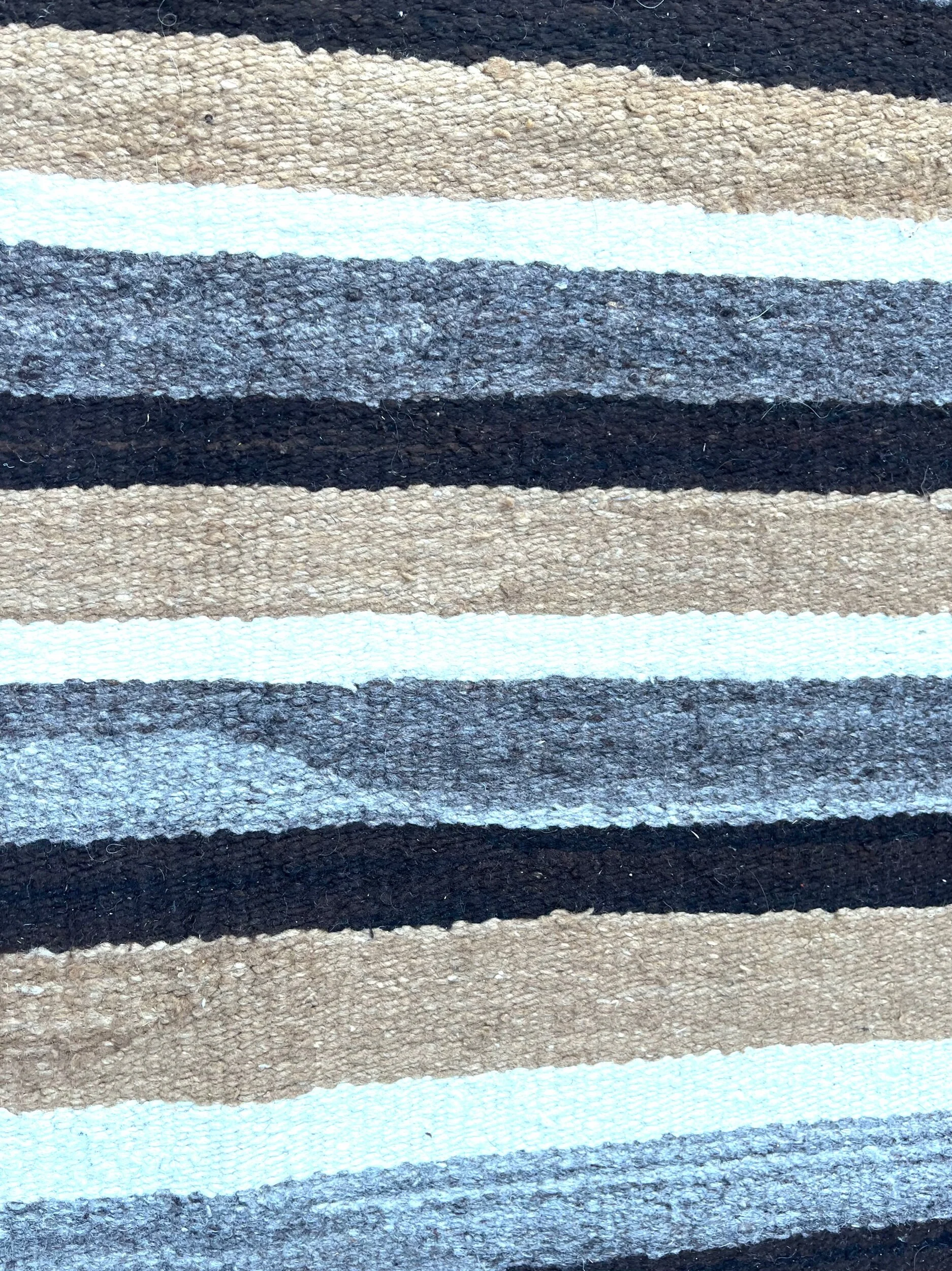 11761FCB-0A3D-4C0E-9C8E-AF9A494F6E54