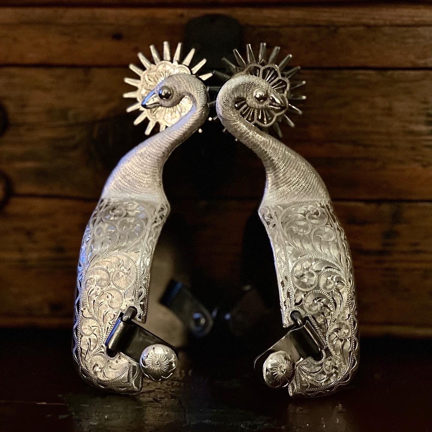 C604325A-E2DC-407D-9992-AD0DAF98D39A