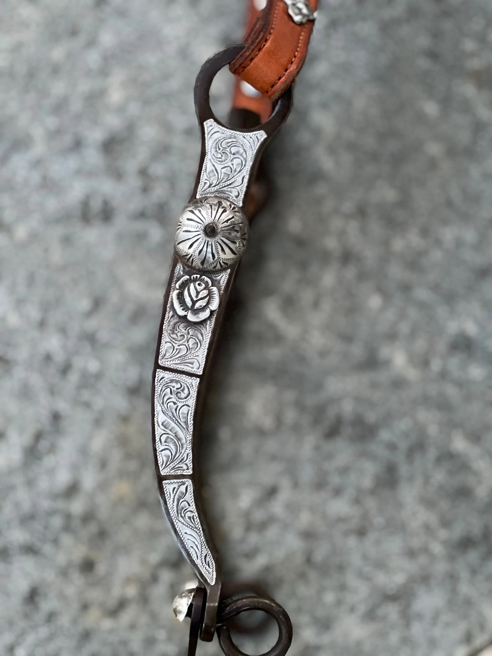 Hashknife cheek bit with silver roses