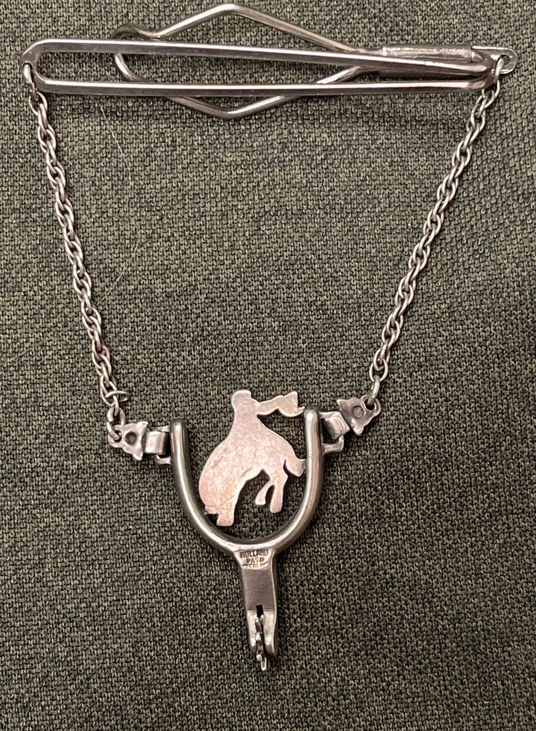 34DE193C-0891-4B04-8BBB-9AC28178A8BE