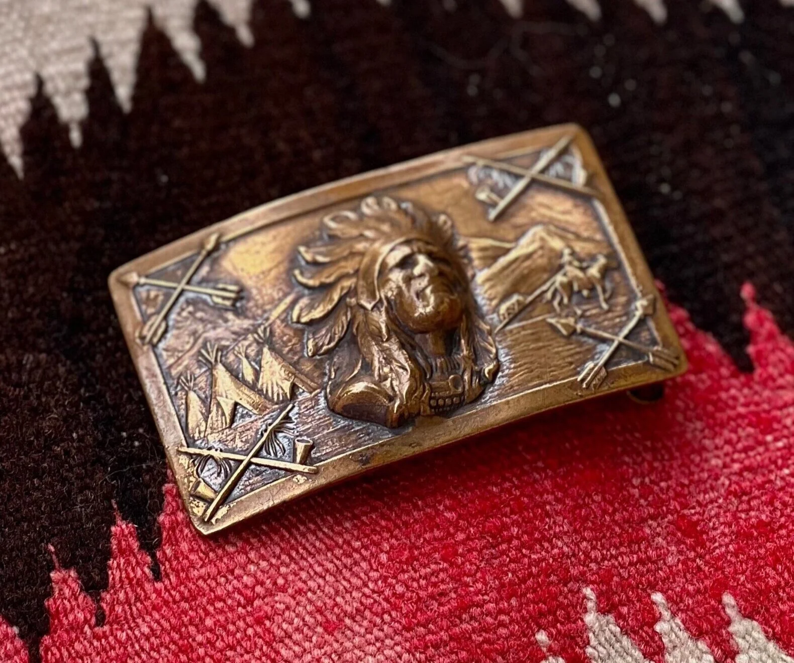 Vintage Savage Arms Indian Head Belt Buckle Maroon and Gold with Silver Buckle $_32.JPG?set_id=880000500F main image 2