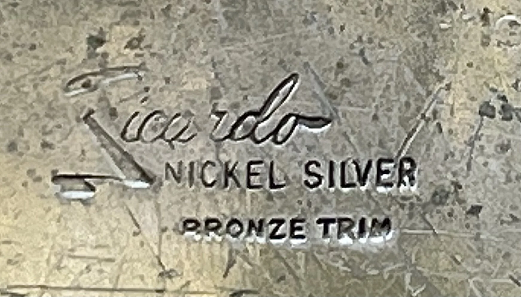 7A19FD7B-2B1B-47AF-8098-B832C53E097E