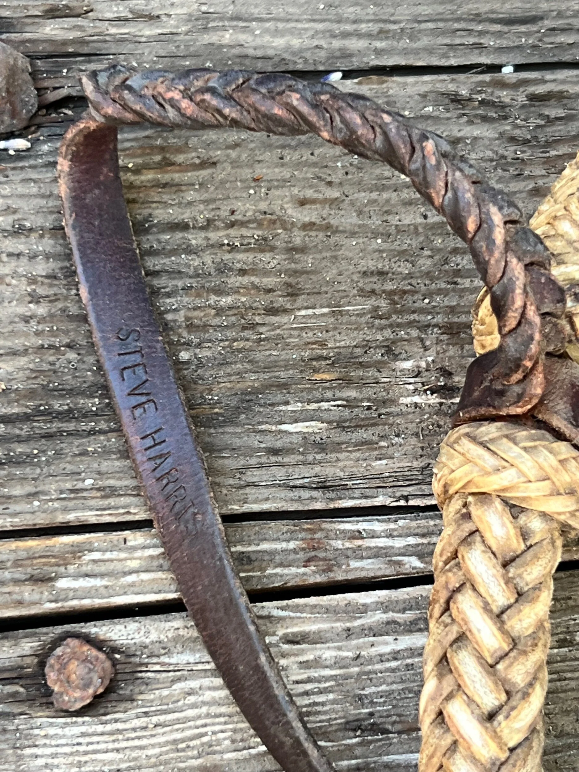 CE12ECD4-7053-41EA-8B48-2F0C7D40FE9C