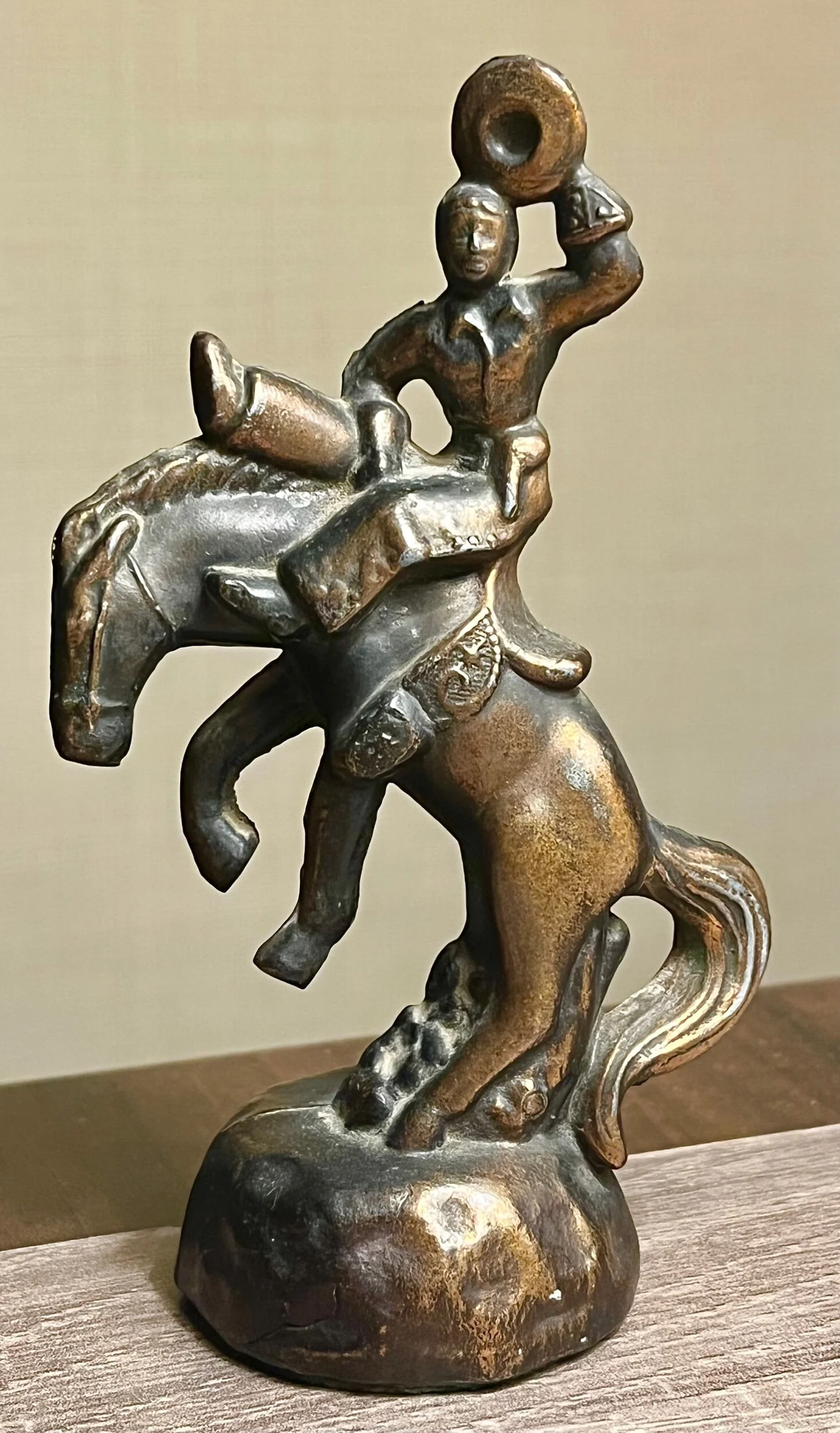 C9FF8CD9-6B41-4835-A848-A90D68FF53AF