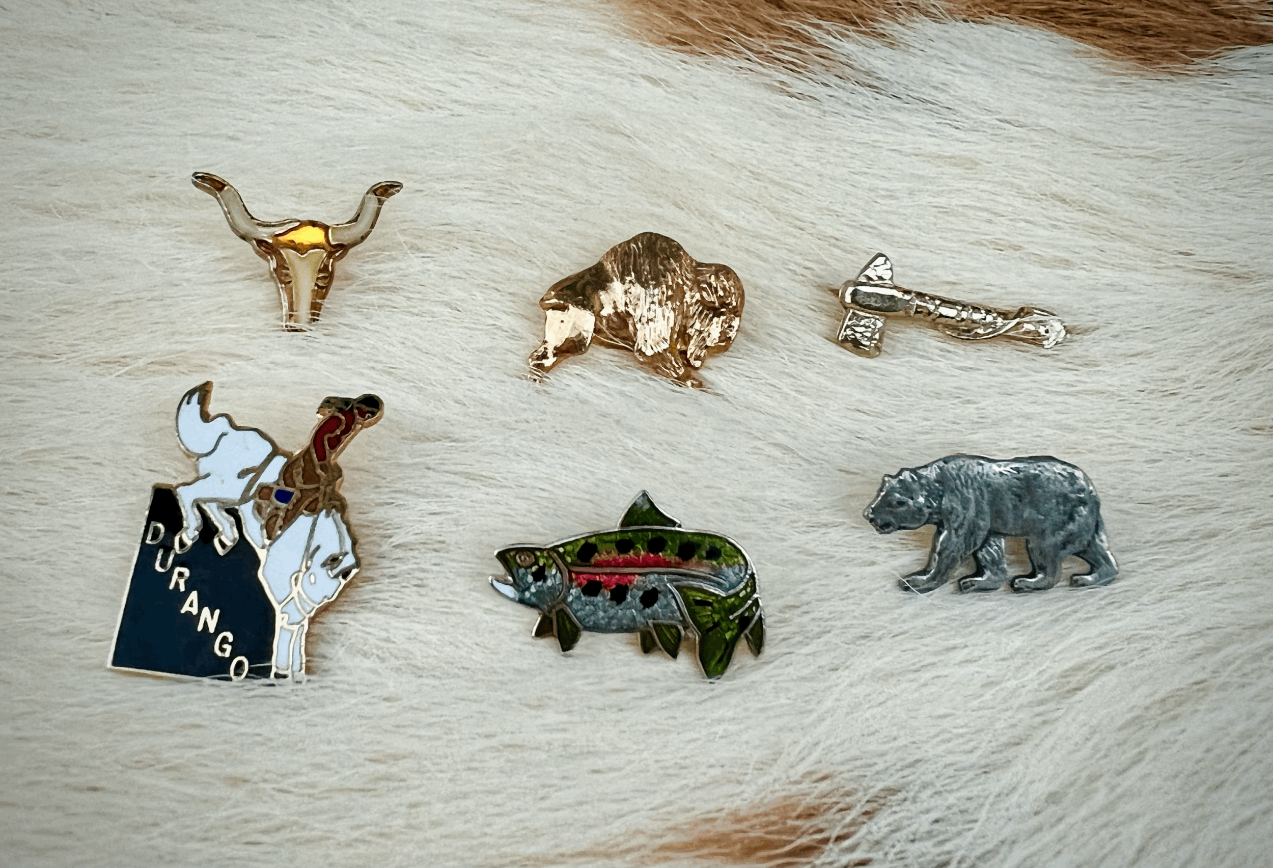 Vintage cowboy hat pins/lapel pins
