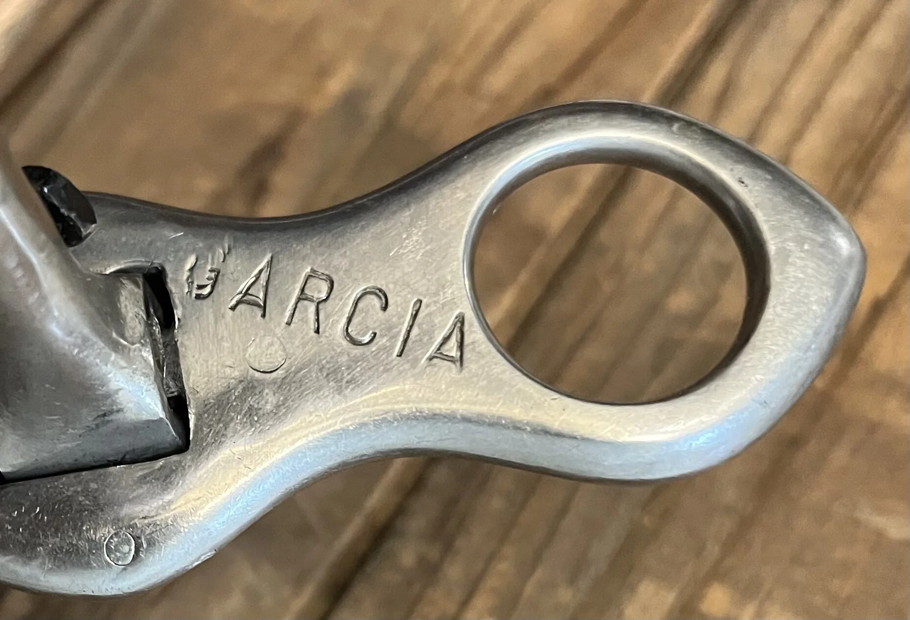 046CA93B-0694-4EC6-BCEF-95C7C8B3318C